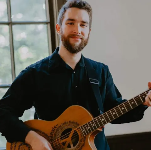 Live Music by Alex Centeno