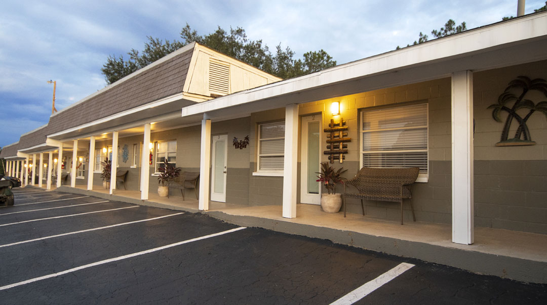 LIBERTY HILL EXECUTIVE INN